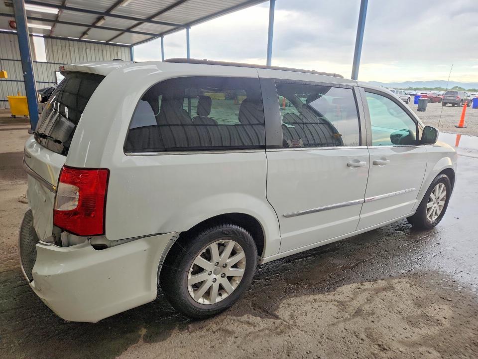 61887306 :رقم المزاد ، 2C4RC1BG5GR288371 vin ، 2016 Chrysler Town & Country مزاد بيع