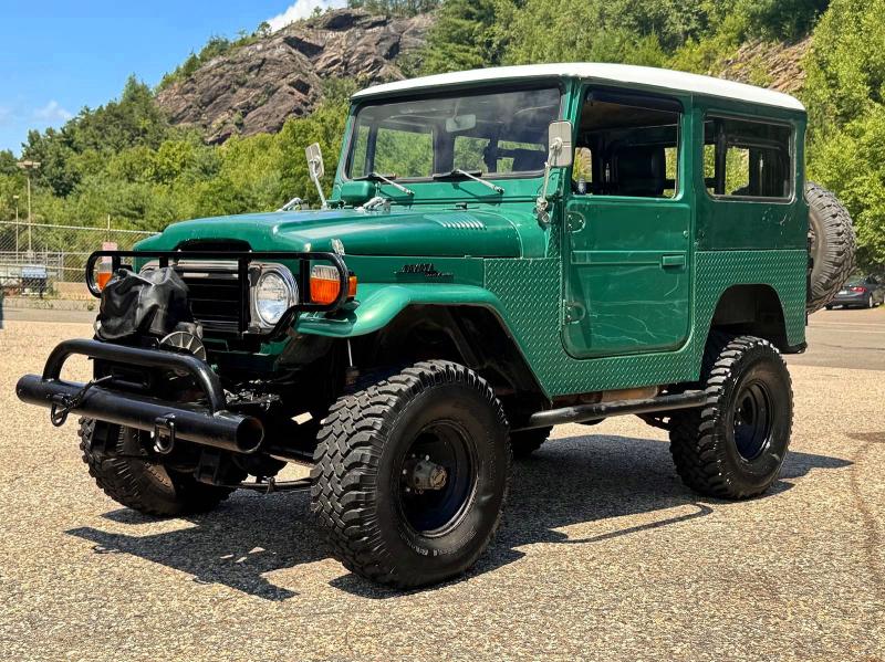 61573456 :رقم المزاد ، FJ40249800 vin ، 1977 Toyota Fj Cruiser مزاد بيع