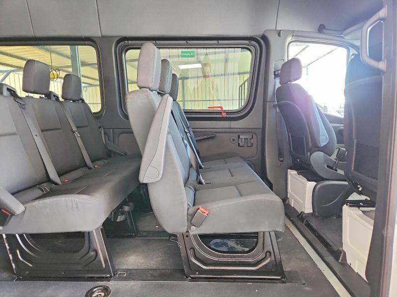61164606 :رقم المزاد ، W1Z4KFHY4RP737240 vin ، 2024 Mercedes-benz Sprinter مزاد بيع