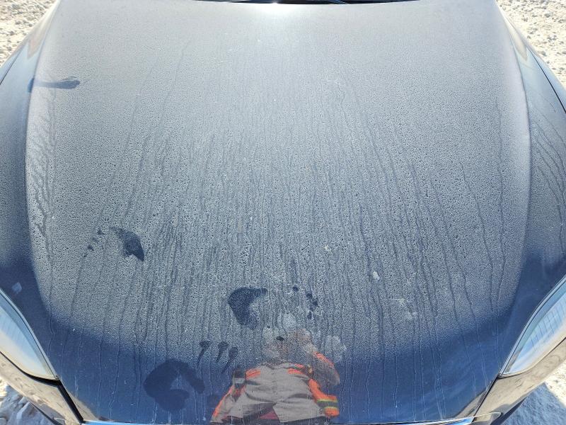 2015 Tesla Model S მანქანა იყიდება აუქციონზე, vin: 5YJSA1E27FF112486, აუქციონის ნომერი: 60631236