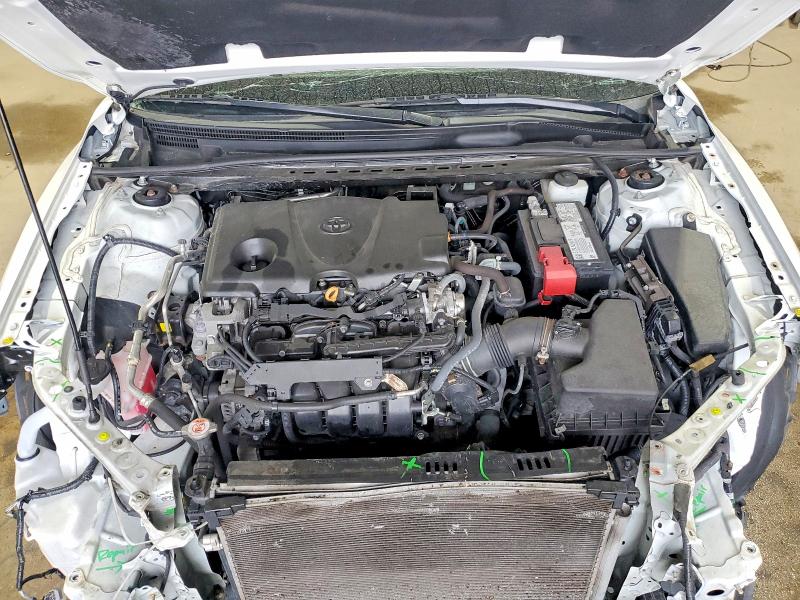 60058966 :رقم المزاد ، 4T1C11BK9NU055430 vin ، 2022 Toyota Camry مزاد بيع