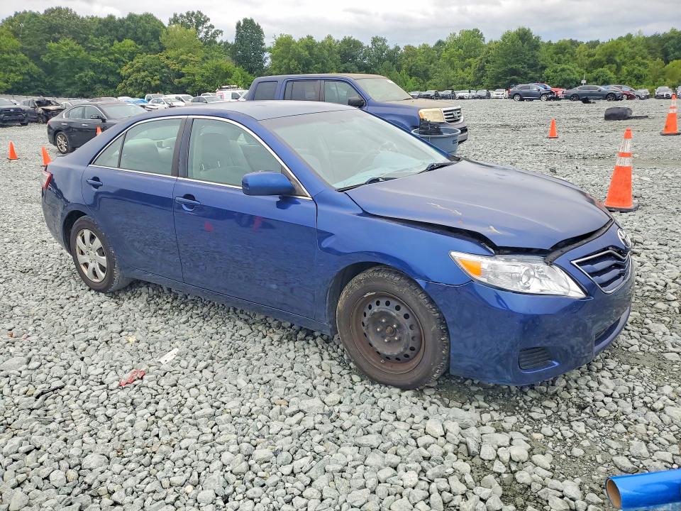 2010 Toyota Camry მანქანა იყიდება აუქციონზე, vin: 4T1BF3EK2AU562281, აუქციონის ნომერი: 62327836
