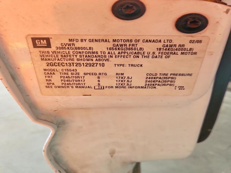 61491986 :رقم المزاد ، 2GCEC13T251292710 vin ، 2005 Chevrolet Silverado مزاد بيع