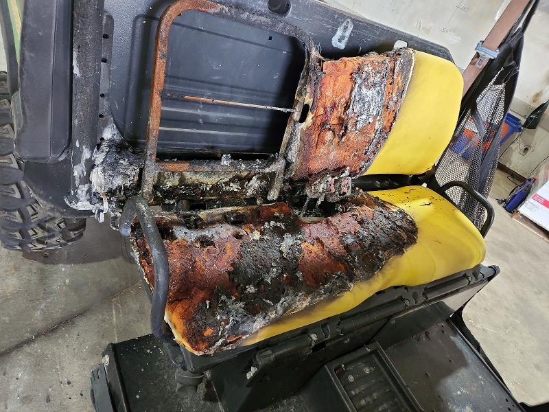 2020 John Deere Xuv855d მანქანა იყიდება აუქციონზე, vin: 1M0855MBHLM030331, აუქციონის ნომერი: 60072436