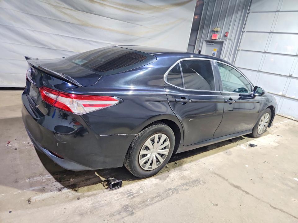 Продаж на аукціоні авто 2018 Toyota Camry, vin: 4T1B11HK5JU546378, номер лоту: 63542276