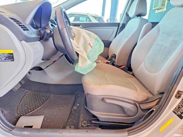 60427986 :رقم المزاد ، KMHCT4AE4GU163884 vin ، 2016 Hyundai Accent مزاد بيع