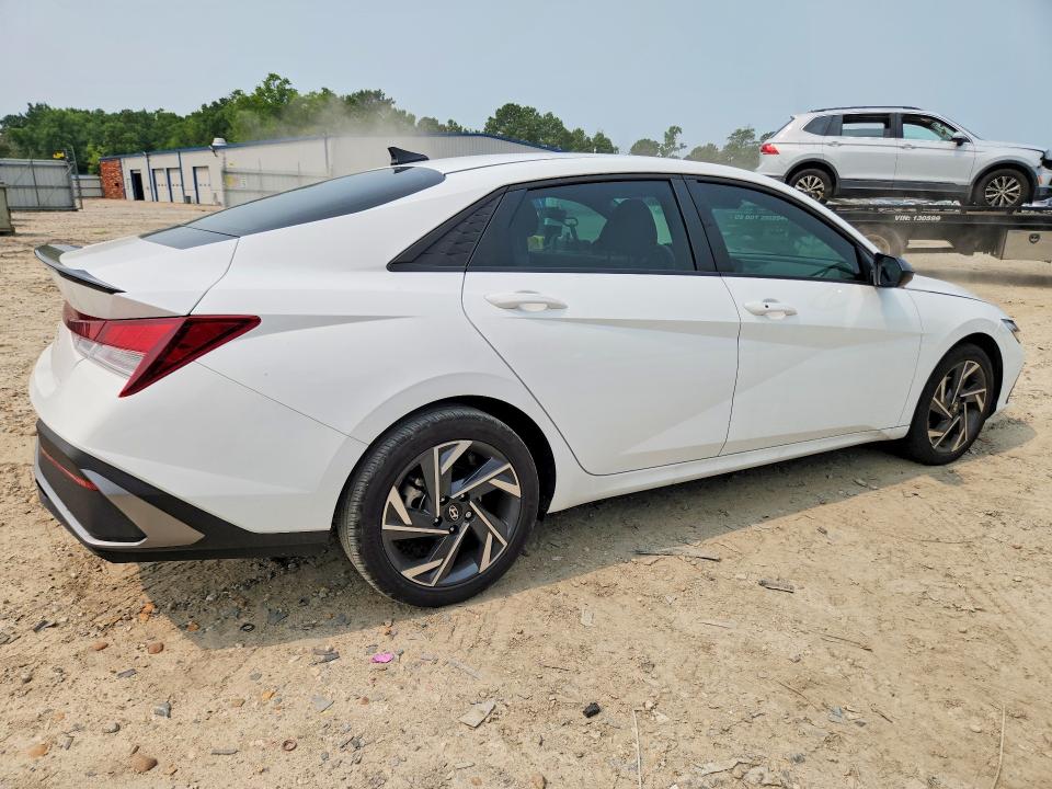 2025 Hyundai Elantra მანქანა იყიდება აუქციონზე, vin: KMHLM4DG2SU984064, აუქციონის ნომერი: 61006706
