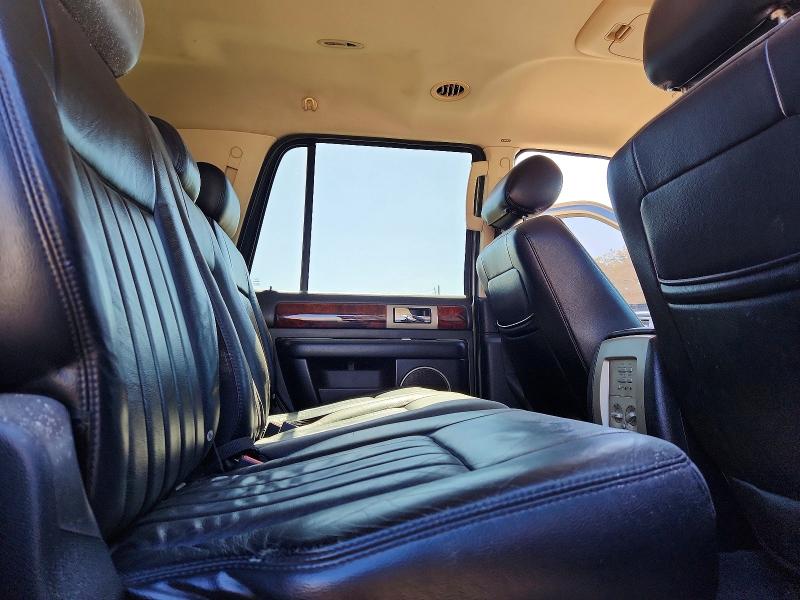 60631996 :رقم المزاد ، 5LMFU27R53LJ47148 vin ، 2003 Lincoln Navigator مزاد بيع