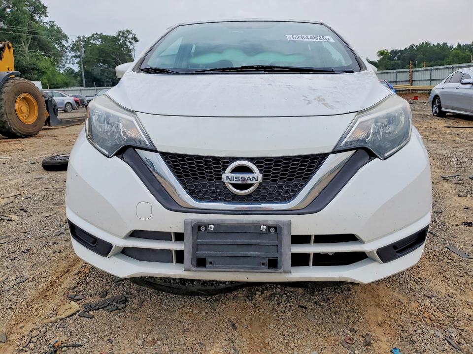 62844626 :رقم المزاد ، 3N1CE2CP9JL351922 vin ، 2018 Nissan Versa Note مزاد بيع