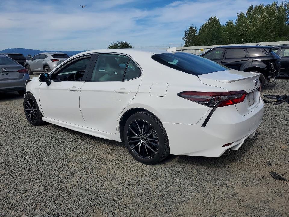 63221816 :رقم المزاد ، 4T1G31AK3NU594753 vin ، 2022 Toyota Camry Hybrid مزاد بيع