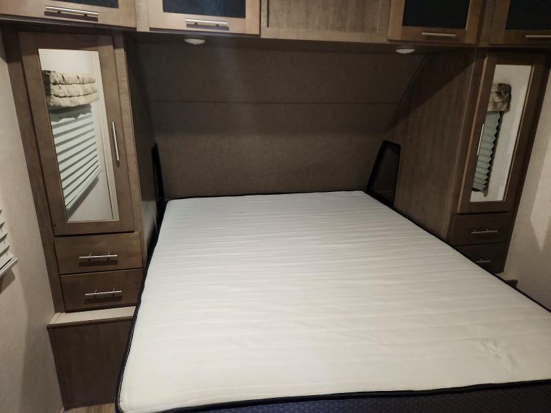 Продажа на аукционе авто 2018 Forest River Surveryor, vin: 4X4TSVA23JL034013, номер лота: 59778916