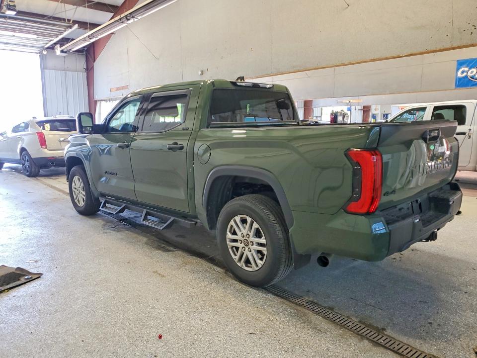 Продаж на аукціоні авто 2022 Toyota Tundra, vin: 5TFLA5DB9NX002587, номер лоту: 60000356