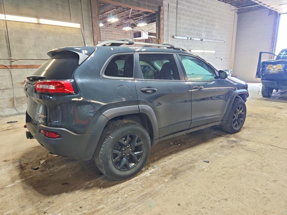 62508376 :رقم المزاد ، 1C4PJMBS1HW506804 vin ، 2017 Jeep Cherokee مزاد بيع