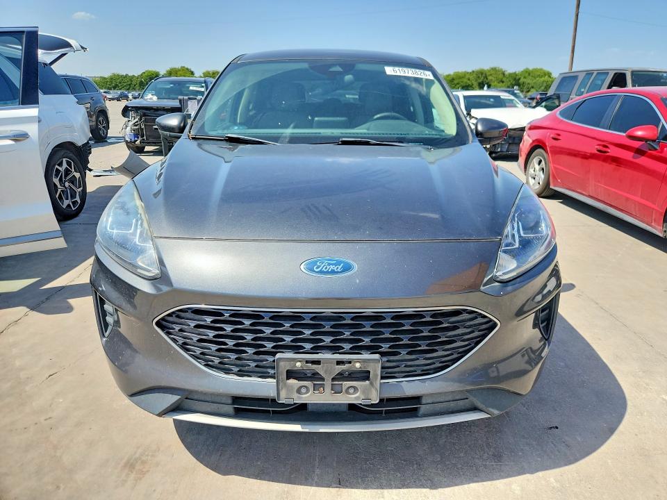 61973826 :رقم المزاد ، 1FMCU0G67LUB92960 vin ، 2020 Ford Escape مزاد بيع