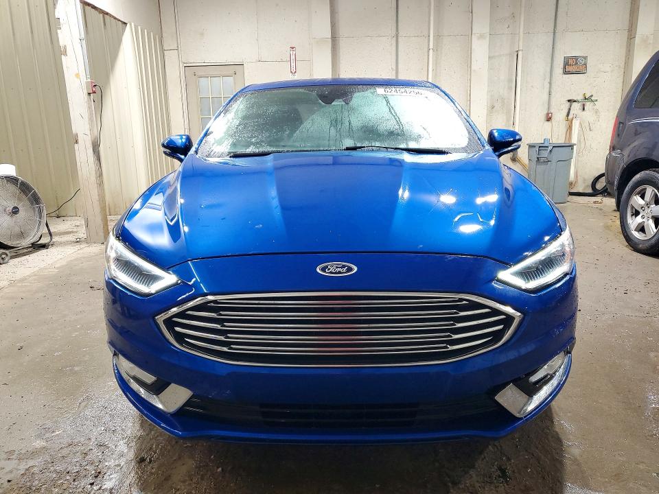 62454256 :رقم المزاد ، 3FA6P0PU6HR390036 vin ، 2017 Ford Fusion مزاد بيع
