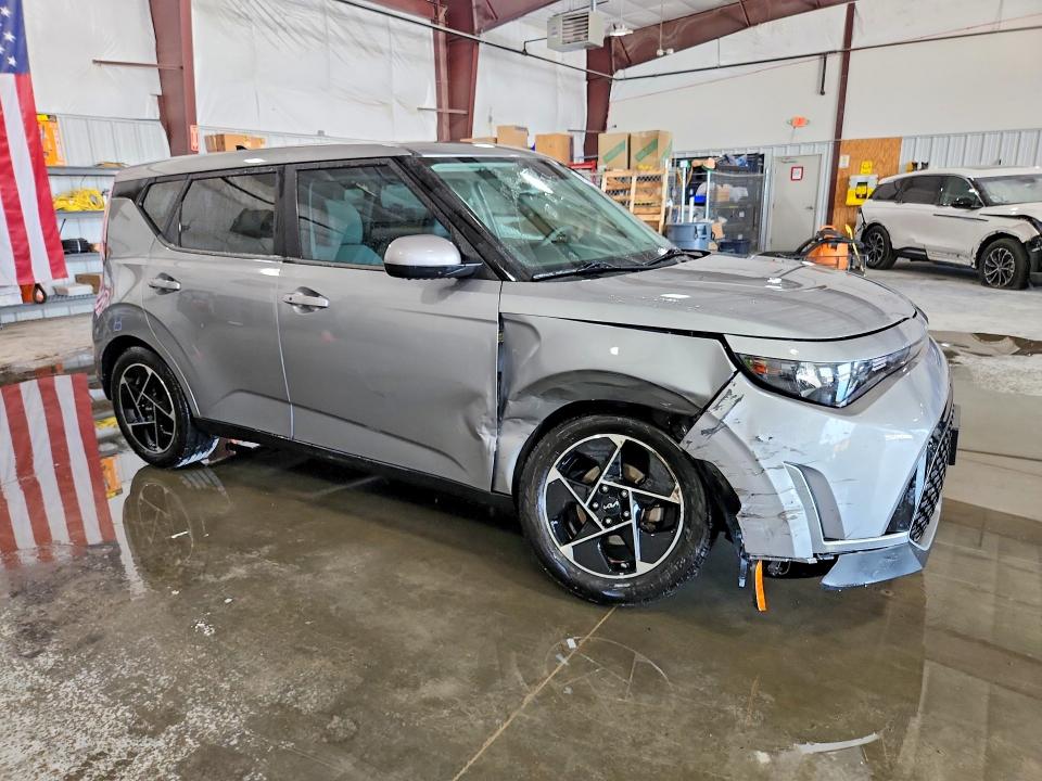 2023 Kia Soul მანქანა იყიდება აუქციონზე, vin: KNDJ33AU4P7871287, აუქციონის ნომერი: 63198536