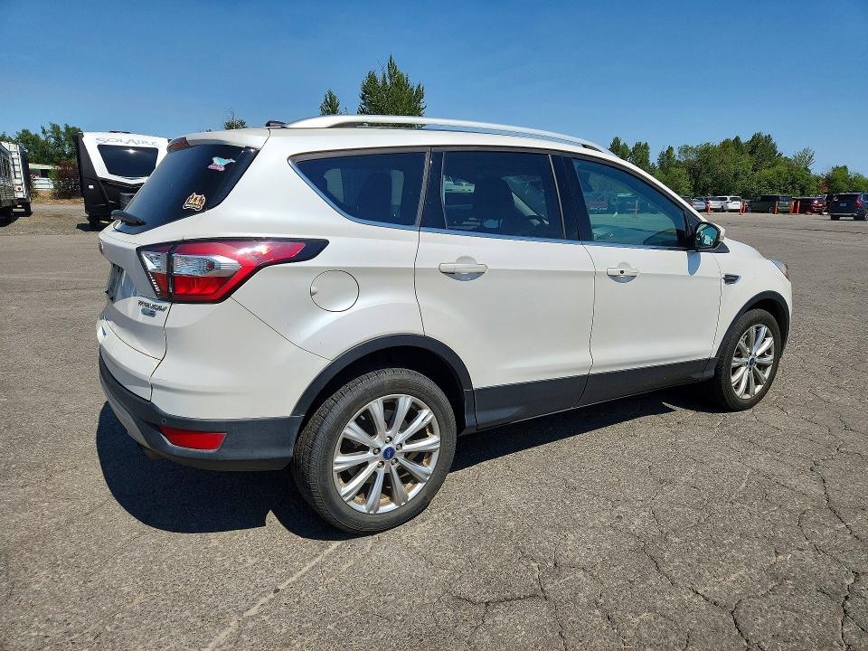 2017 Ford Escape მანქანა იყიდება აუქციონზე, vin: 1FMCU9J90HUE48533, აუქციონის ნომერი: 61404306