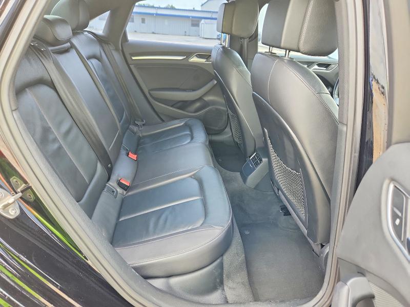 2017 Audi A3 მანქანა იყიდება აუქციონზე, vin: WAUJ8GFFXH1025962, აუქციონის ნომერი: 61025936