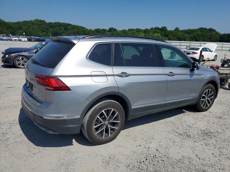 59355576 :رقم المزاد ، 3VV3B7AX0MM031250 vin ، 2021 Volkswagen Tiguan مزاد بيع