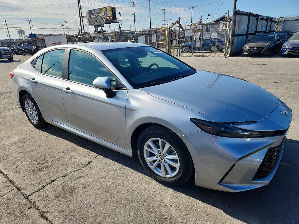 62122446 :رقم المزاد ، 4T1DAACKXTU217369 vin ، 2026 Toyota Camry مزاد بيع