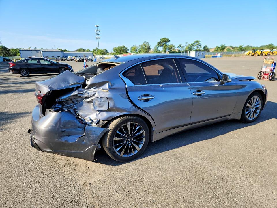 62198906 :رقم المزاد ، JN1EV7AR2LM255357 vin ، 2020 Infiniti Q50 مزاد بيع
