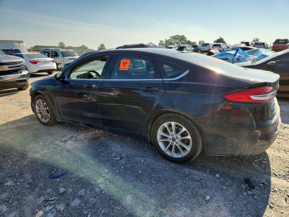 60660876 :رقم المزاد ، 3FA6P0HD8LR201202 vin ، 2020 Ford Fusion مزاد بيع