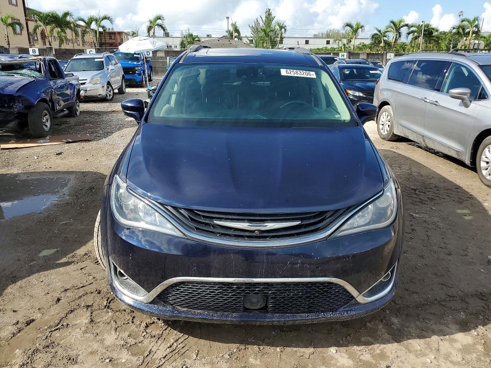 2018 Chrysler Pacifica მანქანა იყიდება აუქციონზე, vin: 2C4RC1EG5JR106204, აუქციონის ნომერი: 62583206