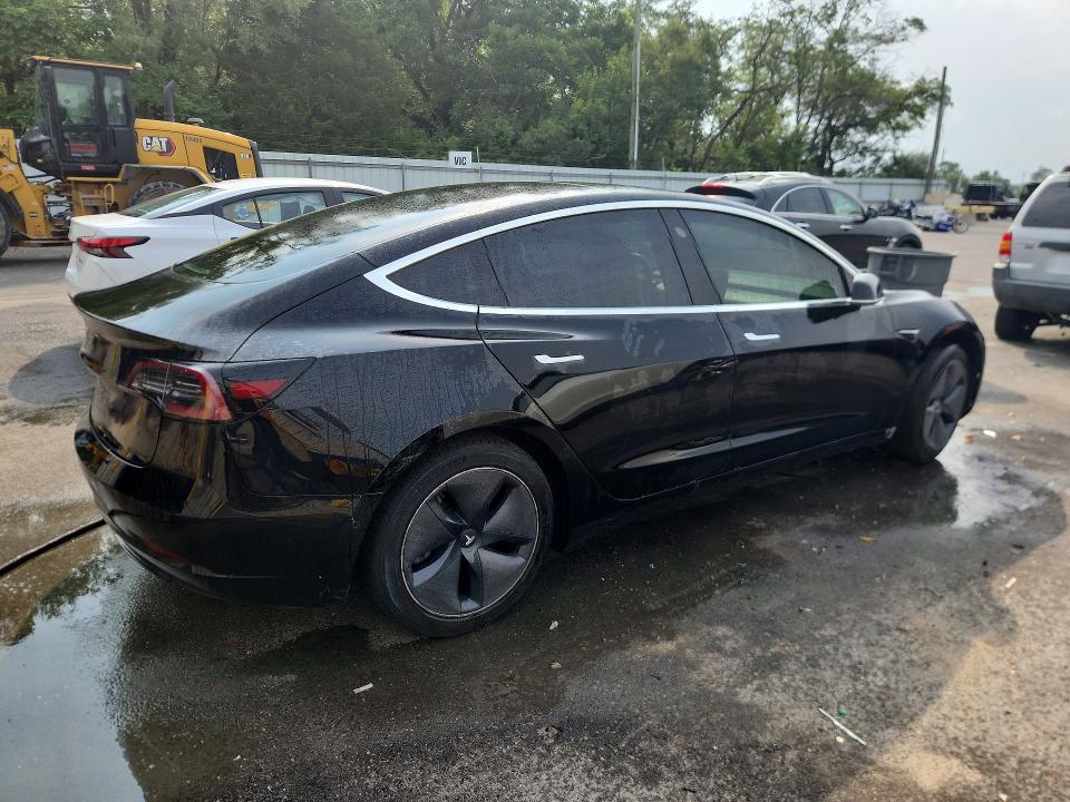 Продажа на аукционе авто 2019 Tesla Model 3, vin: 5YJ3E1EA1KF399432, номер лота: 62498426