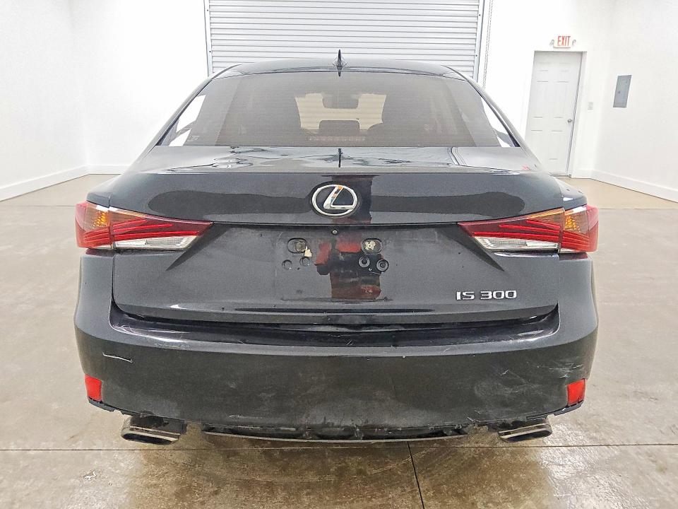 60930196 :رقم المزاد ، JTHBA1D28J5067164 vin ، 2018 Lexus Is مزاد بيع