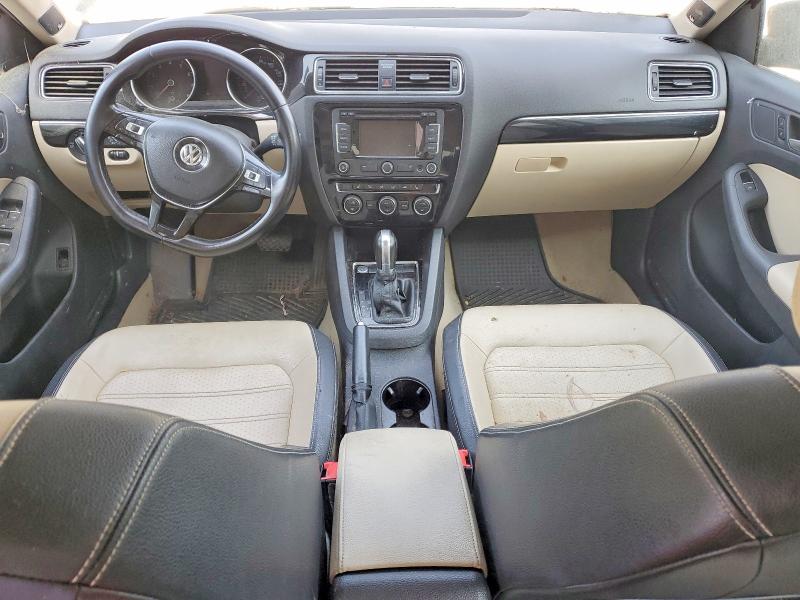 59724016 :رقم المزاد ، 3VWL07AJ5FM212053 vin ، 2015 Volkswagen Jetta مزاد بيع