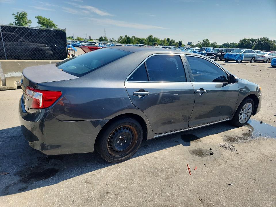 2013 Toyota Camry Hybrid მანქანა იყიდება აუქციონზე, vin: 4T1BD1FK9DU092571, აუქციონის ნომერი: 61346656