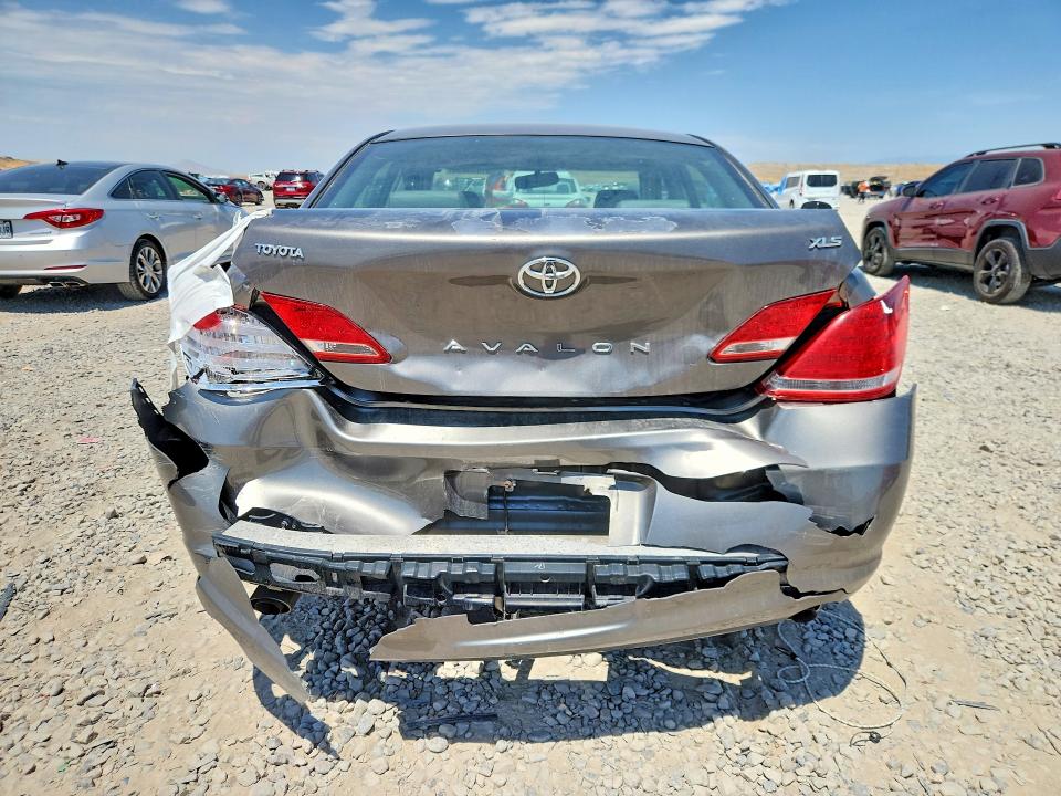 Aukcja sprzedaży 2005 Toyota Avalon, vin: 4T1BK36B25U015902, numer aukcji: 61636896