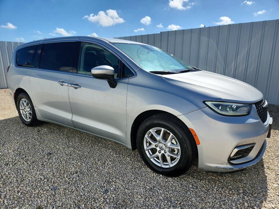 61930306 :رقم المزاد ، 2C4RC1BG7PR582077 vin ، 2023 Chrysler Pacifica مزاد بيع
