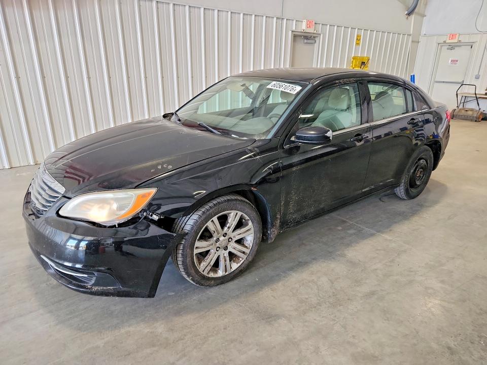 Auction sale of the 2012 Chrysler 200, vin: 1C3CCBBG1CN122176, lot number: 60561076