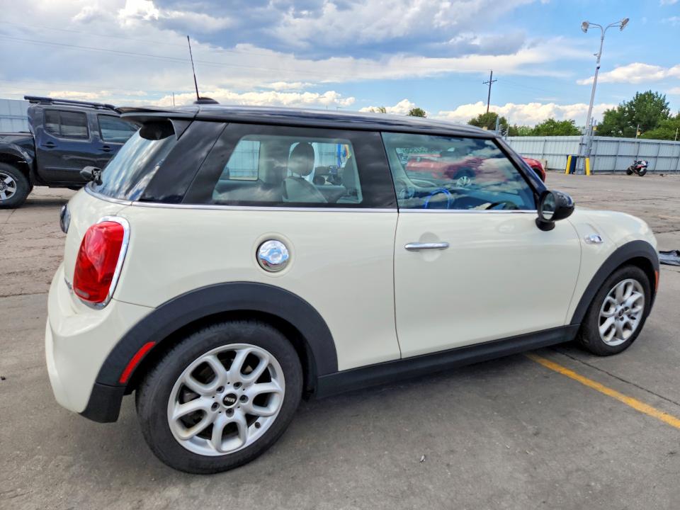 Продаж на аукціоні авто 2016 Mini Cooper, vin: WMWXP7C50G2C60925, номер лоту: 62522956