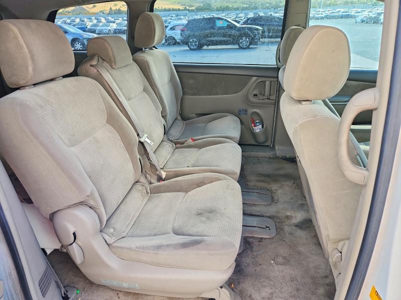 60171126 :رقم المزاد ، 5TDZK23C18S178382 vin ، 2008 Toyota Sienna مزاد بيع