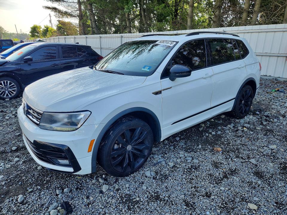 Продажа на аукционе авто 2021 Volkswagen Tiguan, vin: 3VV2B7AX2MM004546, номер лота: 60839676