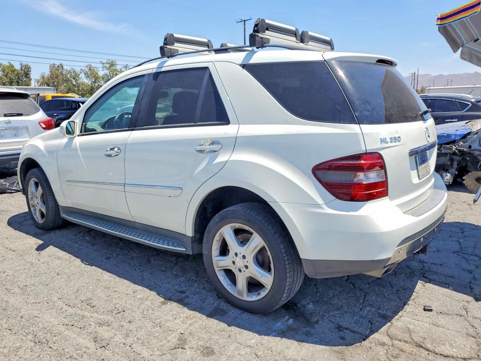 Продажа на аукционе авто 2008 Mercedes-benz Ml, vin: 4JGBB86E28A302881, номер лота: 62411016