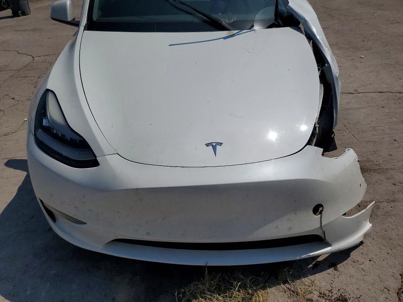 63569156 :رقم المزاد ، 7SAYGAEE1NF329679 vin ، 2022 Tesla Model Y مزاد بيع
