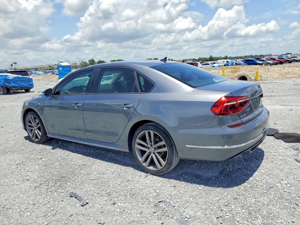 61578476 :رقم المزاد ، 1VWAA7A33JC001773 vin ، 2018 Volkswagen Passat مزاد بيع
