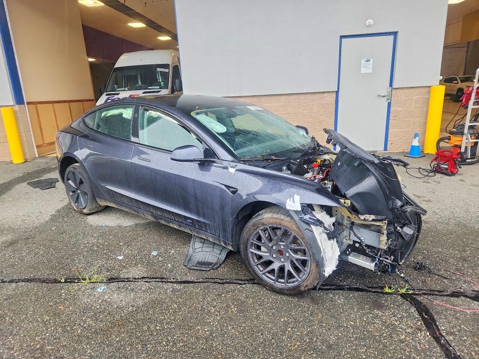 2024 Tesla Model 3 მანქანა იყიდება აუქციონზე, vin: 5YJ3E1EA8RF771553, აუქციონის ნომერი: 58770276