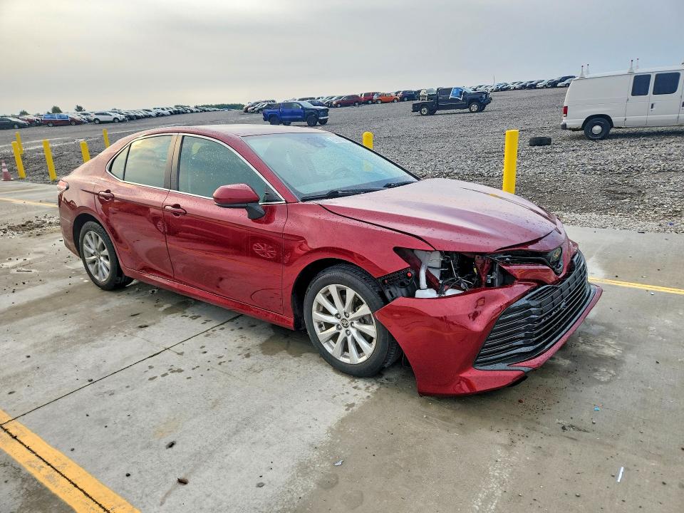 Продажа на аукционе авто 2020 Toyota Camry, vin: 4T1C11AKXLU963366, номер лота: 61397056