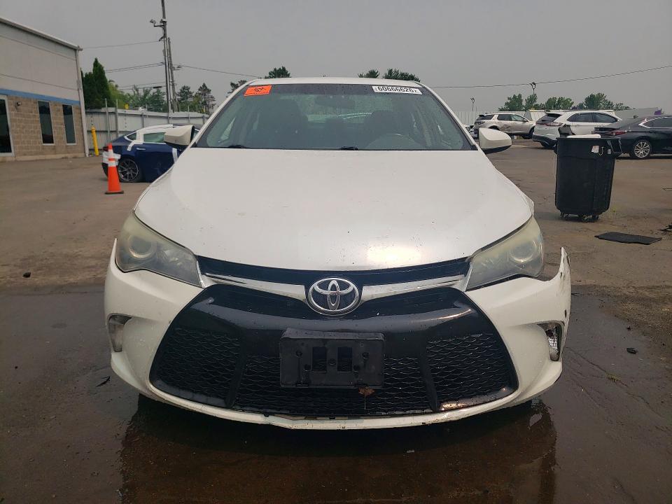 2016 Toyota Camry მანქანა იყიდება აუქციონზე, vin: 4T1BF1FK9GU158955, აუქციონის ნომერი: 60666626
