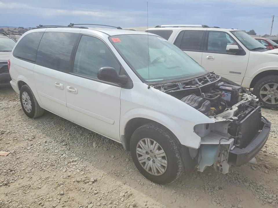 60476196 :رقم المزاد ، 2A4GP44R36R905903 vin ، 2006 Chrysler Town & Country مزاد بيع