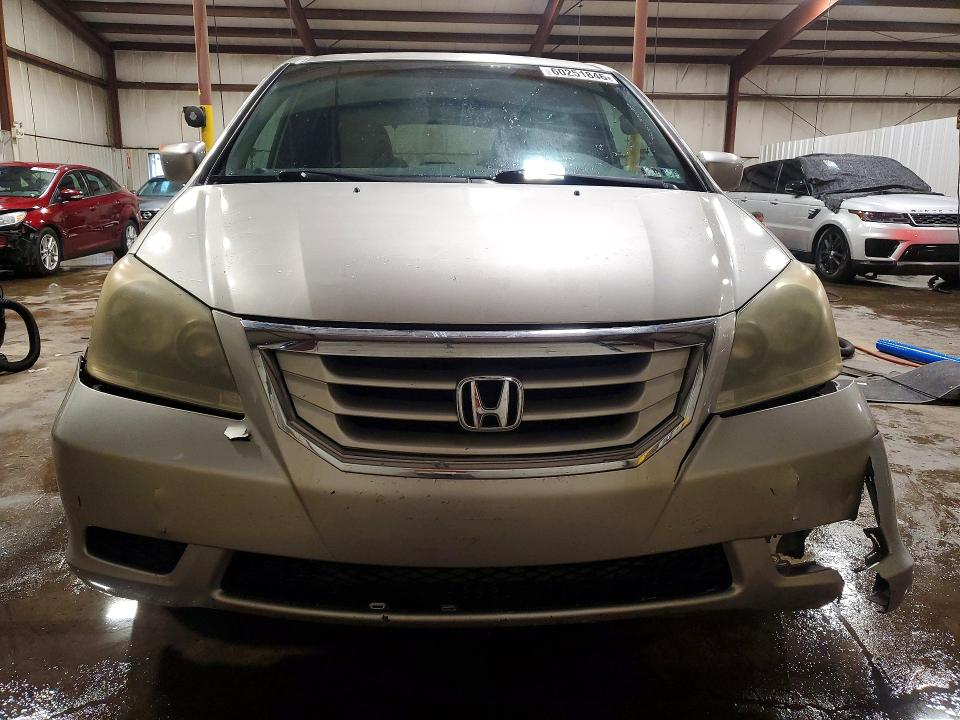 60251846 :رقم المزاد ، 5FNRL38638B415187 vin ، 2008 Honda Odyssey مزاد بيع