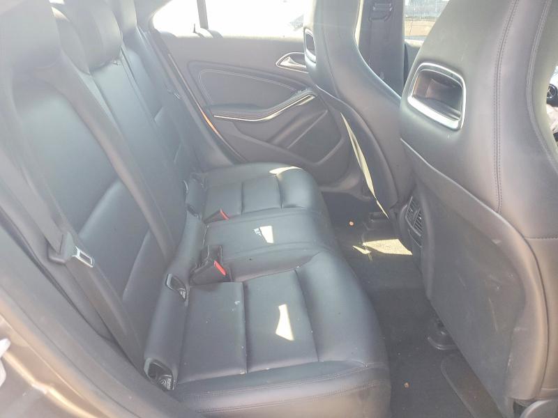 60197746 :رقم المزاد ، WDDSJ4EB9EN028421 vin ، 2014 Mercedes-benz Cla مزاد بيع