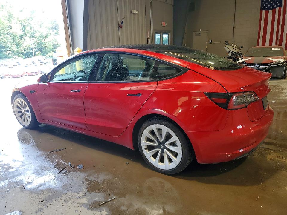 60666956 :رقم المزاد ، 5YJ3E1EA3NF371300 vin ، 2022 Tesla Model 3 مزاد بيع