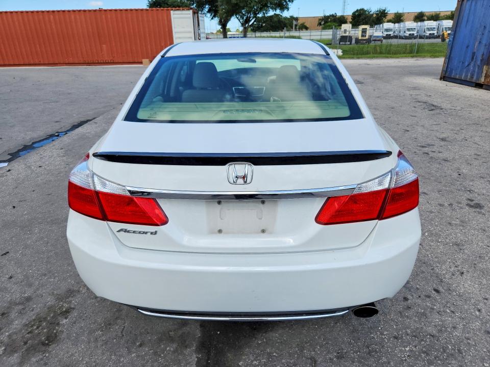 Продажа на аукционе авто 2015 Honda Accord, vin: 1HGCR2F36FA049207, номер лота: 62314026