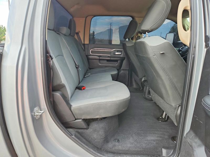 60685096 :رقم المزاد ، 3C6UR5JL7KG626292 vin ، 2019 Ram 2500 مزاد بيع