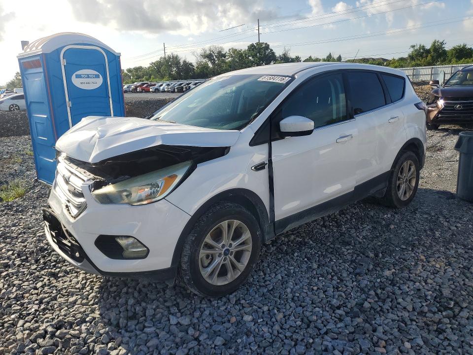 Продажа на аукционе авто 2017 Ford Escape, vin: 1FMCU9GD2HUC81958, номер лота: 61584116